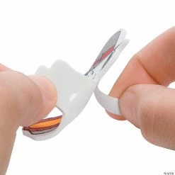 Buy 👍 Peanuts® 👪 Thanksgiving Picture Frame Magnet Craft Kit - Makes 12 🛒 -Boredom Busters Shop peanuts sup sup thanksgiving picture frame magnet craft kit makes 1213703214 a03